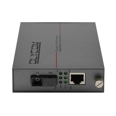 Convertisseur de médias PoE avec LFPT Fast Ethernet Fibre à mode unique 30W Budget DC48V Entrée
