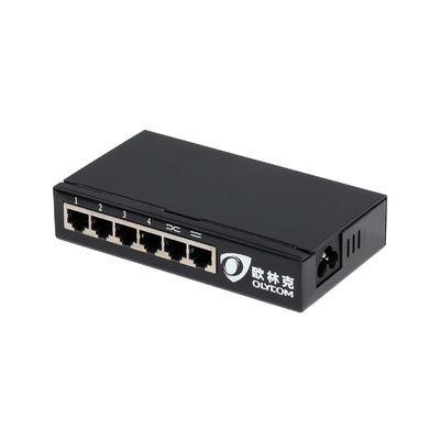 ports de liaison descendante du supplément quatre de propulseur d'Ethernet de 10m POE pour la caméra d'IP de réseau